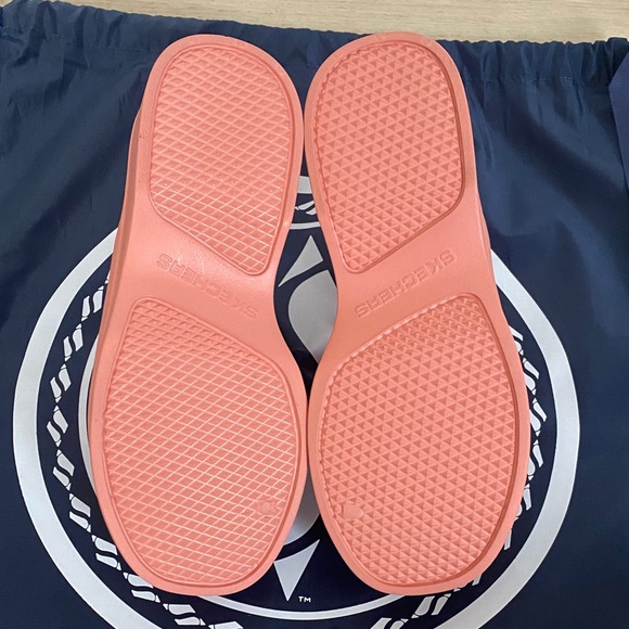 Skechers Women's Coral Pink Foamies Mules Size 7 BRAND NEW - Picture 6 of 7